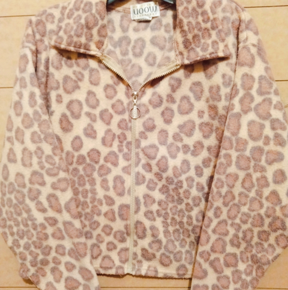 Voow leopard print fleece sweater